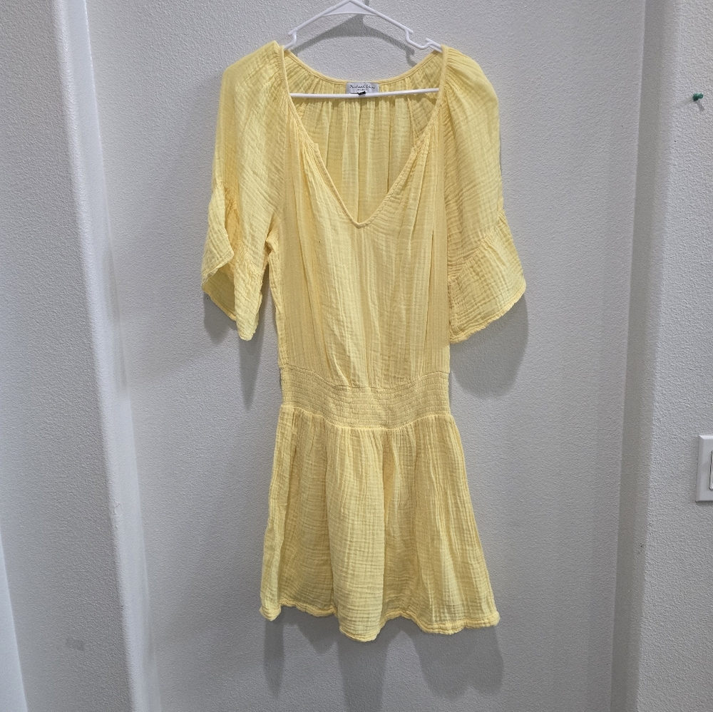 Michael Stars Lightweight yellow gauze like dress or swimsuit cover size medium